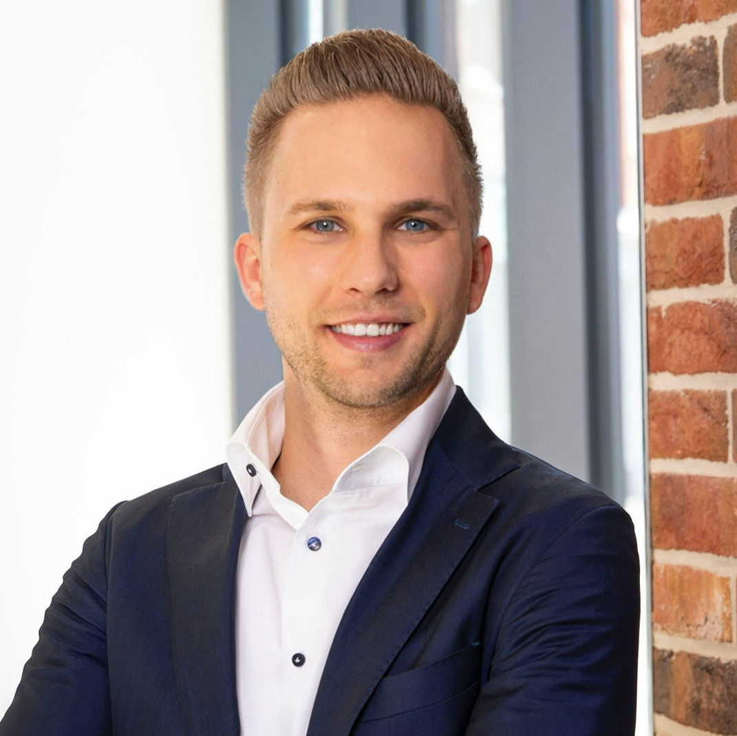 Dennis Büürma - Gepr. Immobilienfachwirt IHK